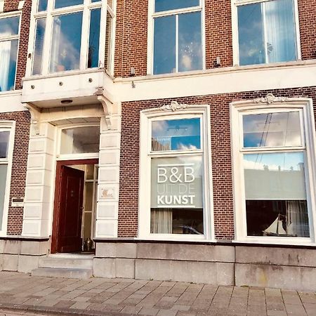 Guesthouse Uit De Kunst Leeuwarden Esterno foto